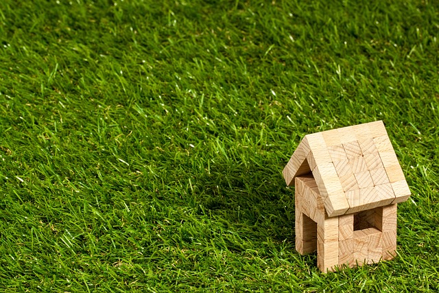Dom czy mieszkanie – w co lepiej zainwestować?